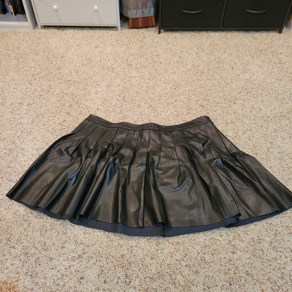 ELOQUII PLEATED VEGAN LEATHER MINI SKIRT NWOT *50% OFF BUNDLES*
